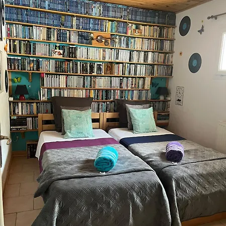 Feriehus Climatise T3 Piscine Et Parking