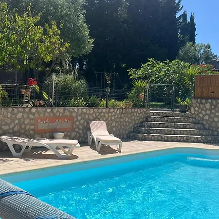 Climatise T3 Piscine Et Parking Pennautier